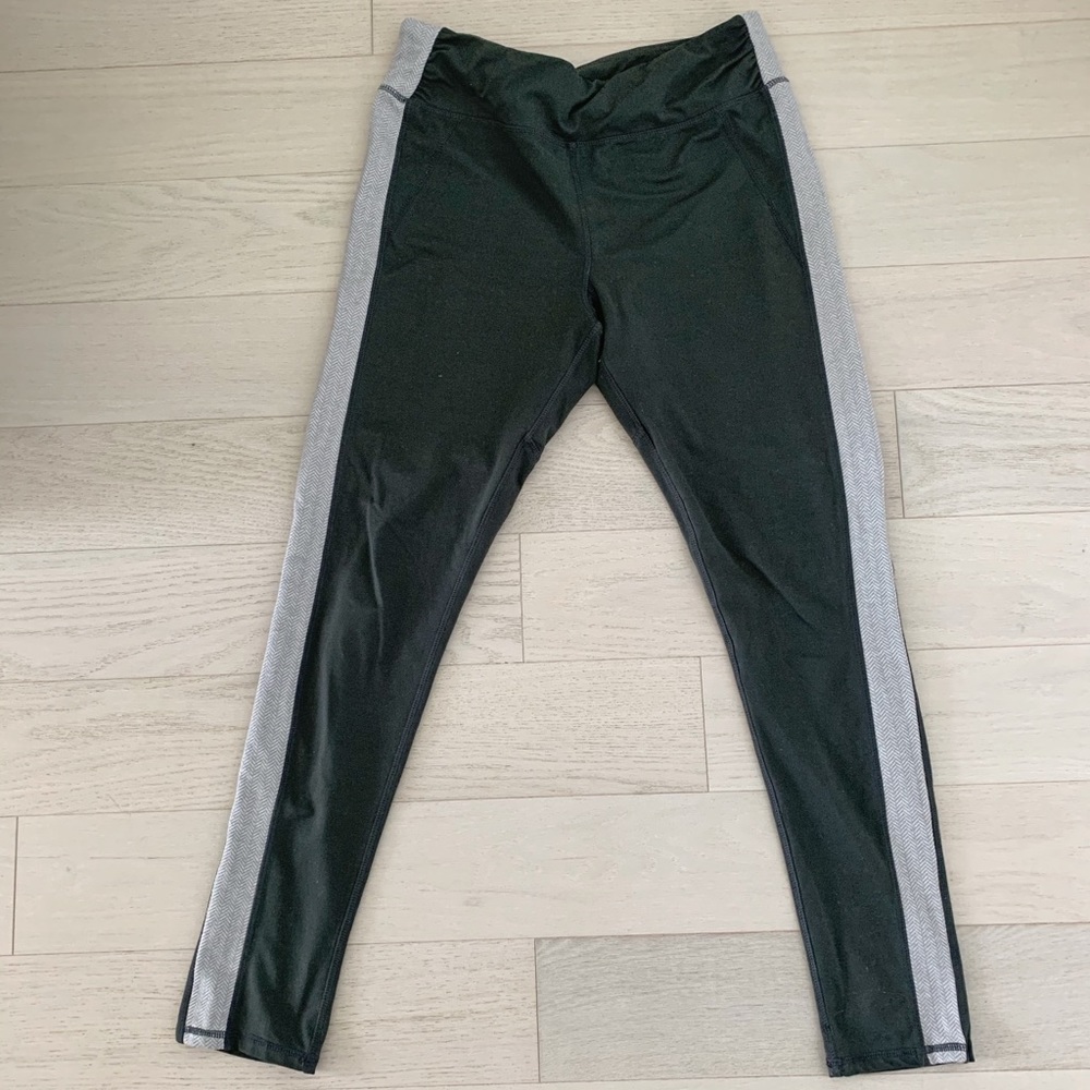 Leggings with chevron lounging or workout COMFY large